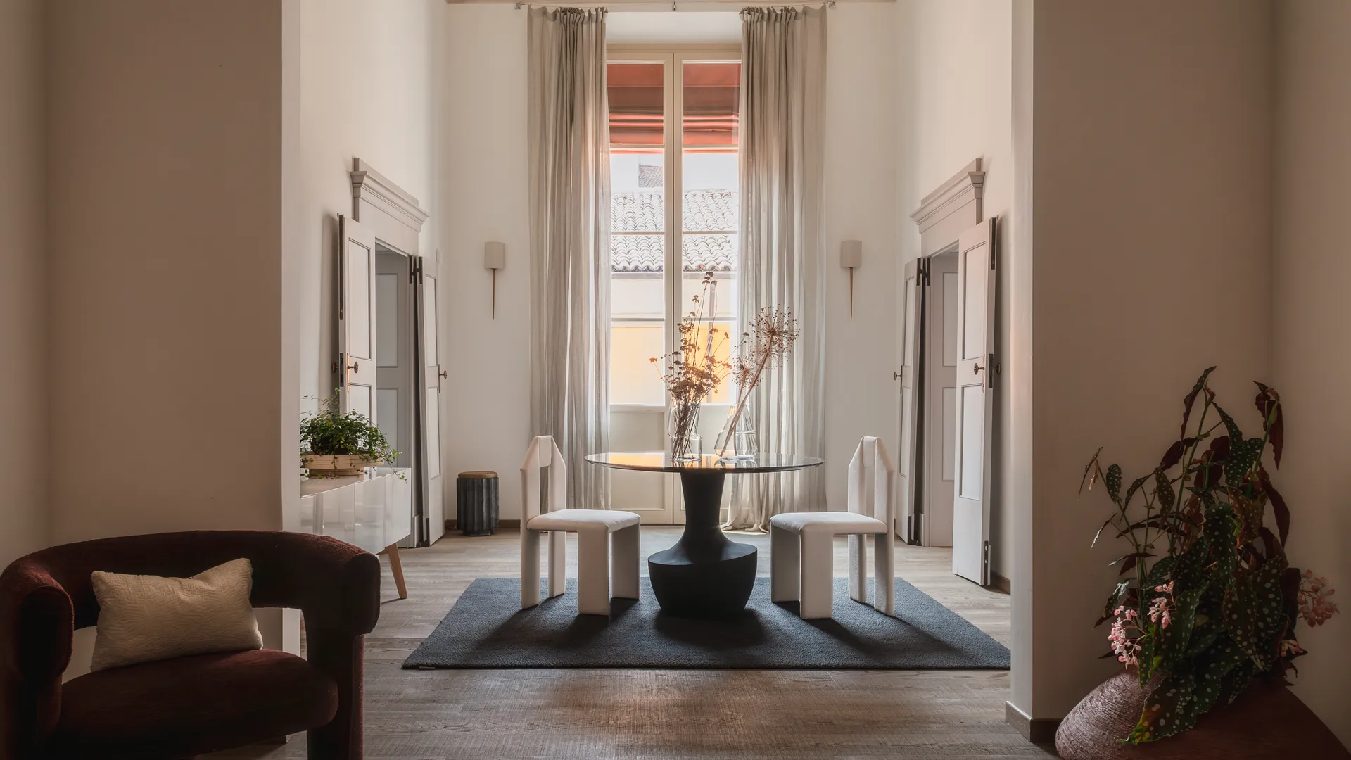 Hai un progetto in mente<br>
                        e vorresti prenotare un appuntamento? - Doodesign